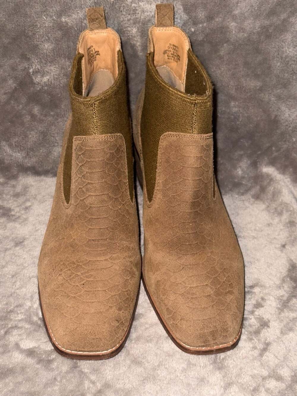 Crown Vintage Giancita Brown Suede Snake Print Chelsea Boots Size 9.5M